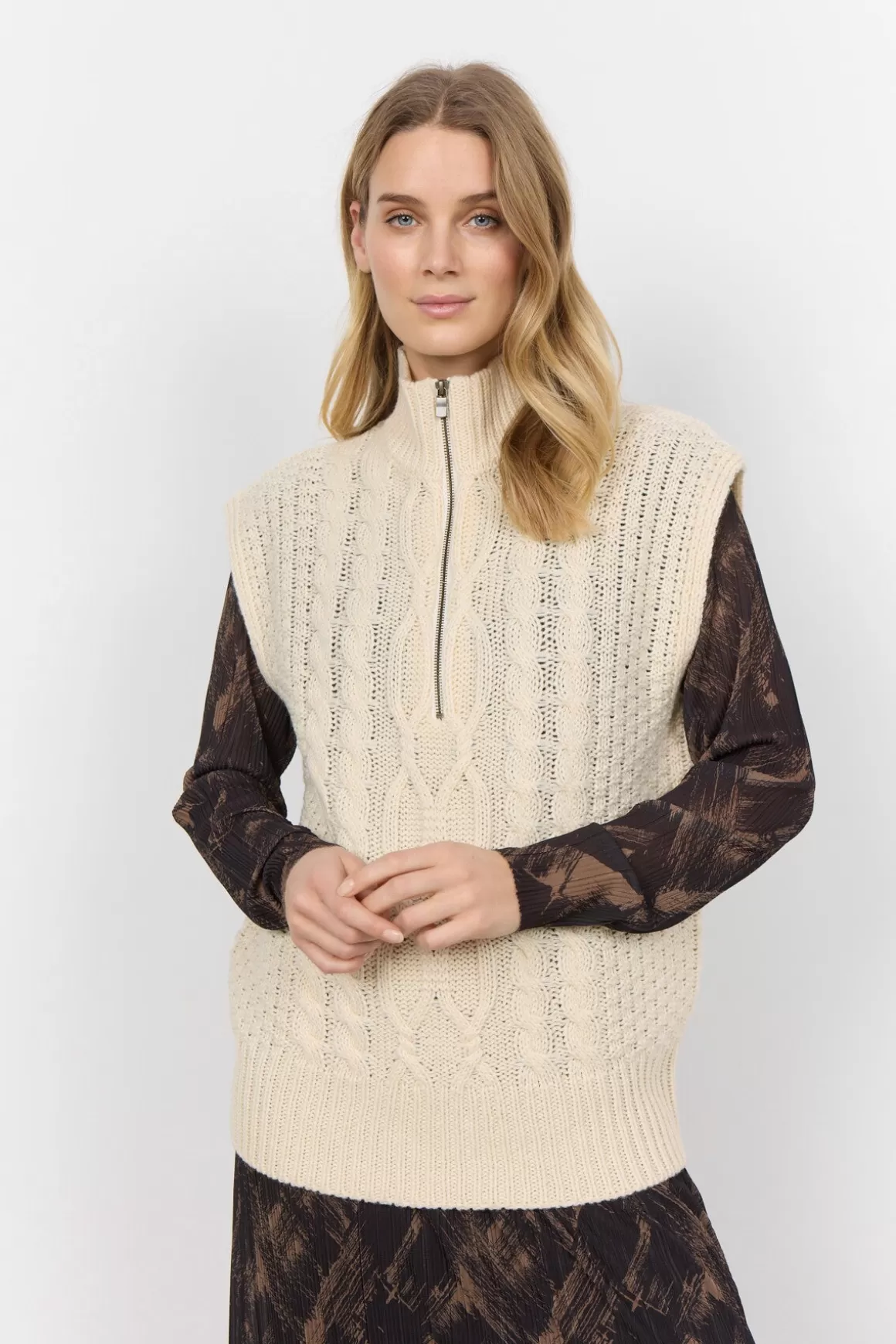 SC-IBBE 1 Waistcoat -Soyaconcept Online