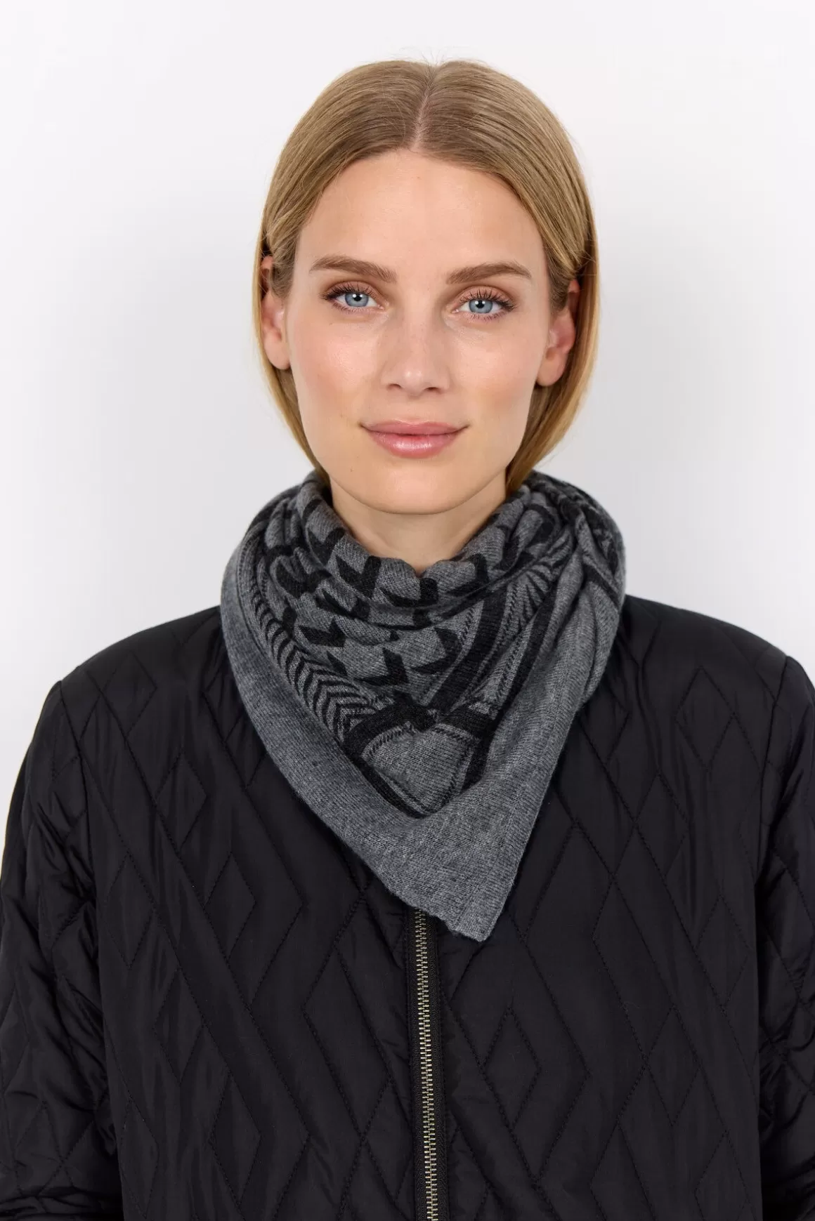 SC-KIRSA 9 Scarf -Soyaconcept Shop